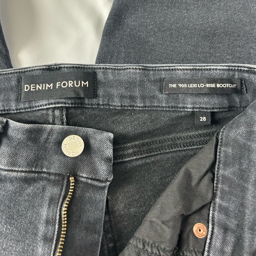 Aritzia Denim Forum The '90s Lexi Lo-rise Bootcut Denim Jeans 28 - Picture 11 of 12